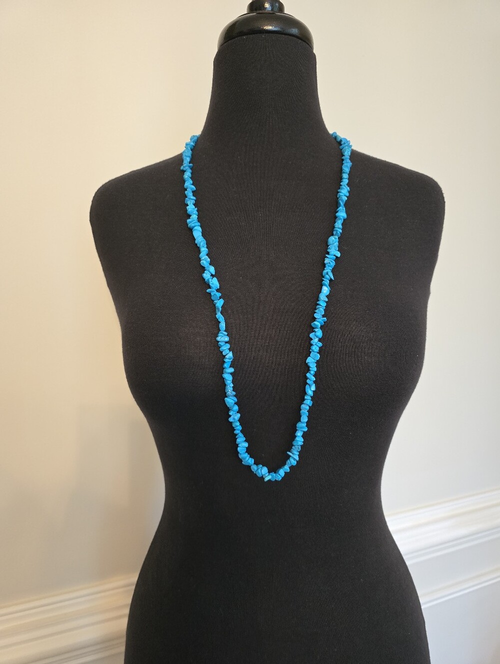 Blue Dyed Howlite Chip Bead Necklace